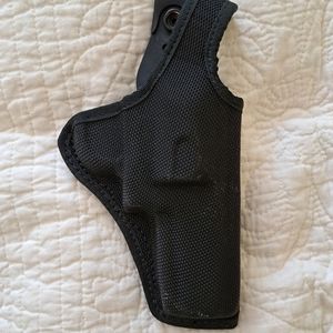 Bianchi OWB Size 3 Holster